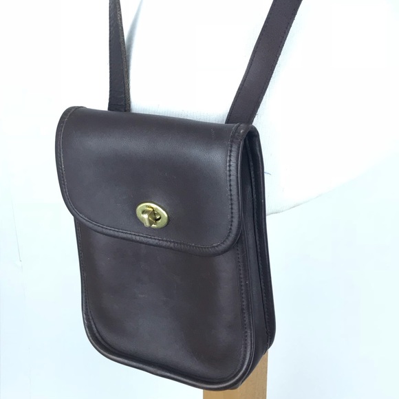 Coach Handbags - COACH Womens Leather Bag Travel Chocolate Brown